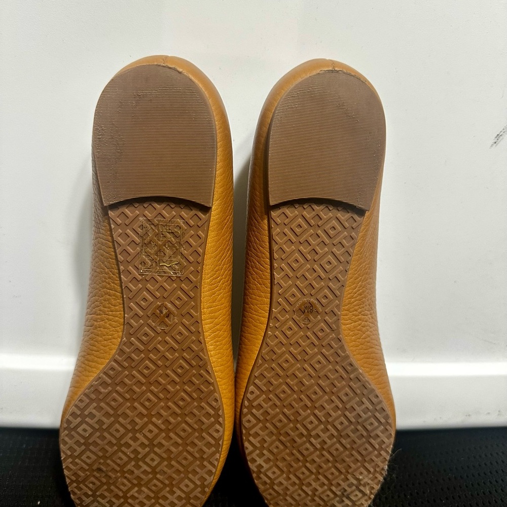 Tory Burch Tan Leather Flats with Gold Emblem - Picture 5 of 5